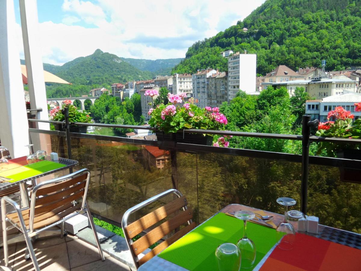 Jura Hotel Restaurant Le Panoramic Сен-Клод Екстер'єр фото