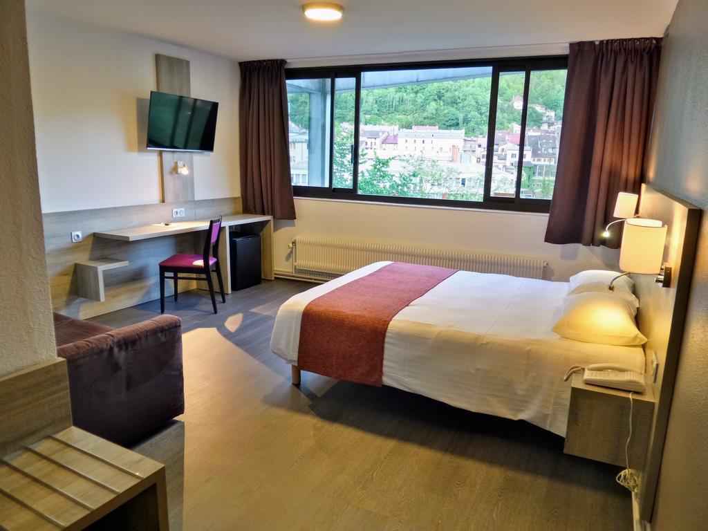 Jura Hotel Restaurant Le Panoramic Сен-Клод Екстер'єр фото